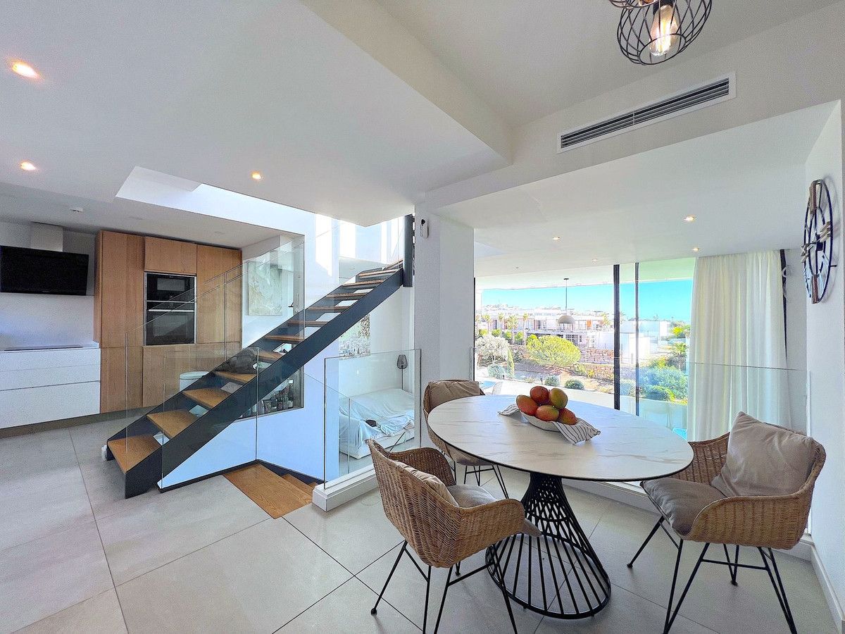 Townhouse in Artola, Artola, 8/12