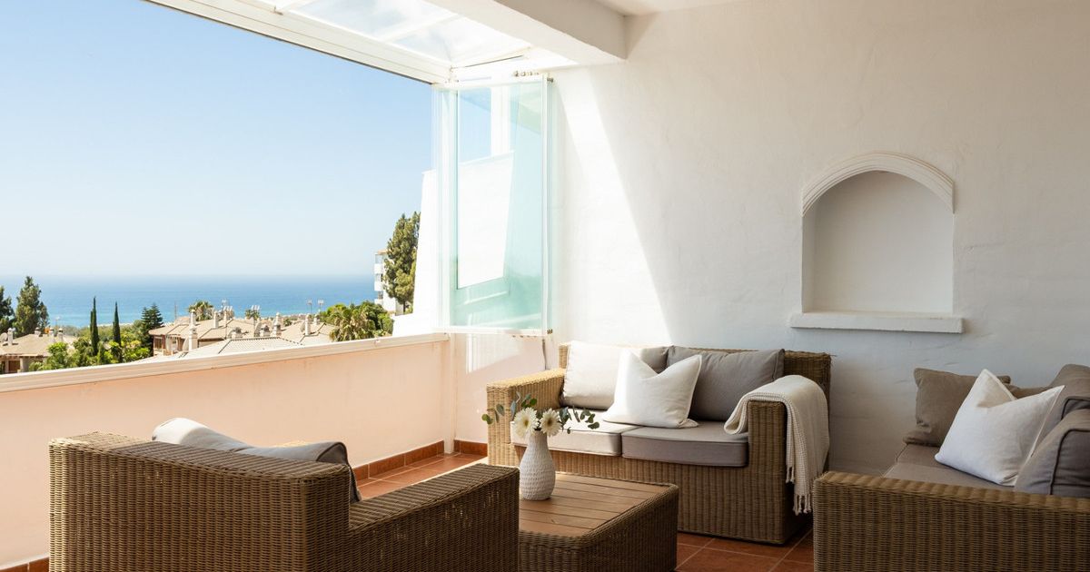 Apartamento en planta media en Calahonda, Calahonda, 1/12