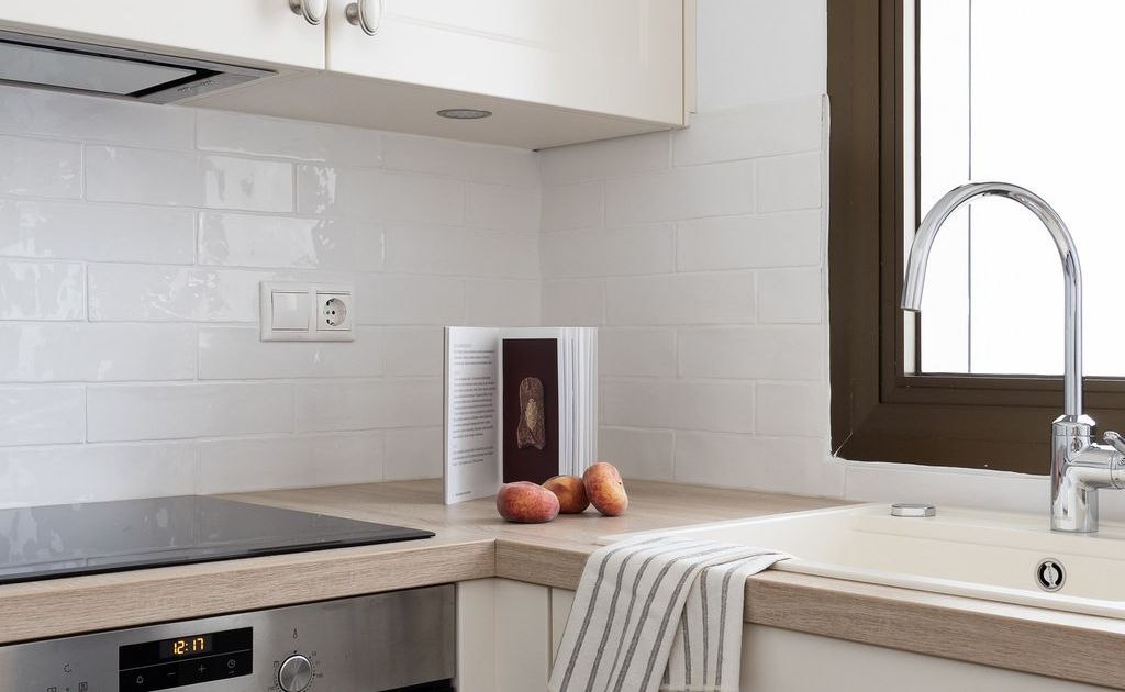 Apartamento en planta media en Calahonda, Calahonda, 12/12