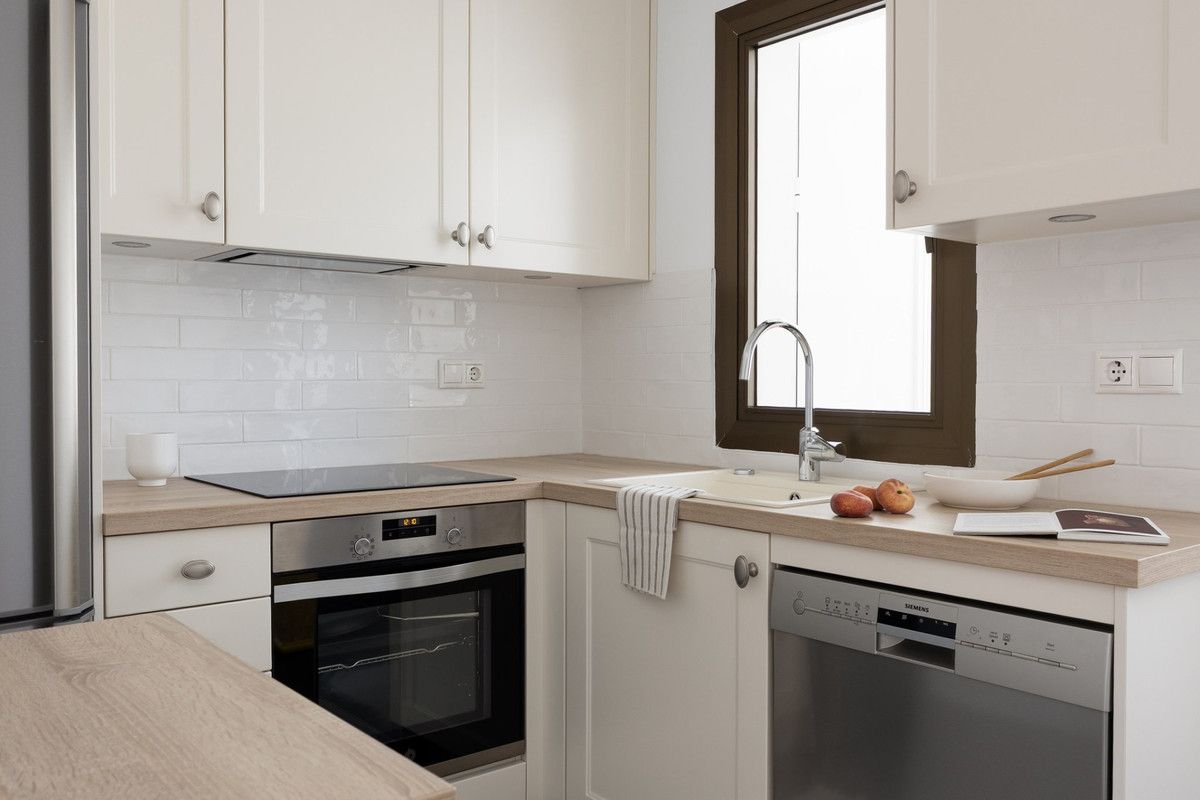 Apartamento en planta media en Calahonda, Calahonda, 10/12