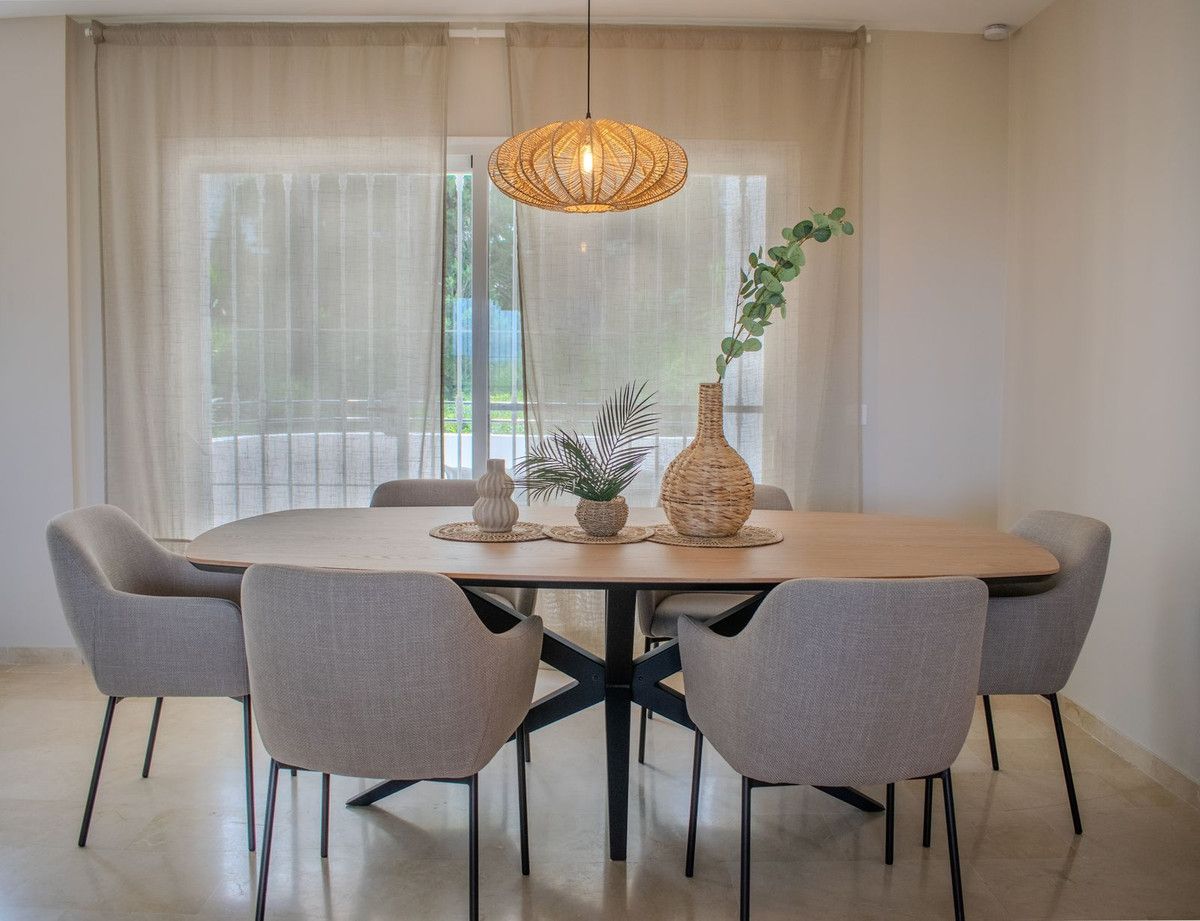 Wohnung in mittlerer Etage in Estepona, Estepona, 3/12