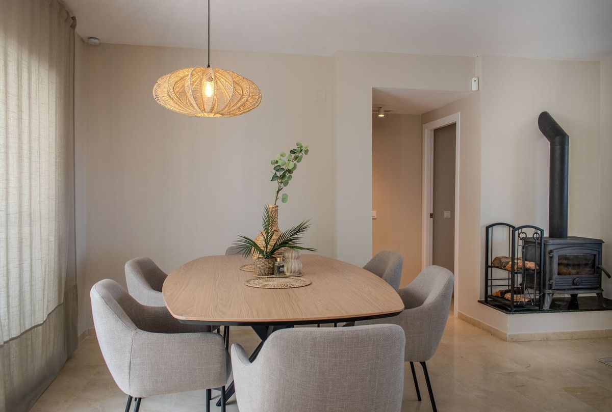 Wohnung in mittlerer Etage in Estepona, Estepona, 4/12