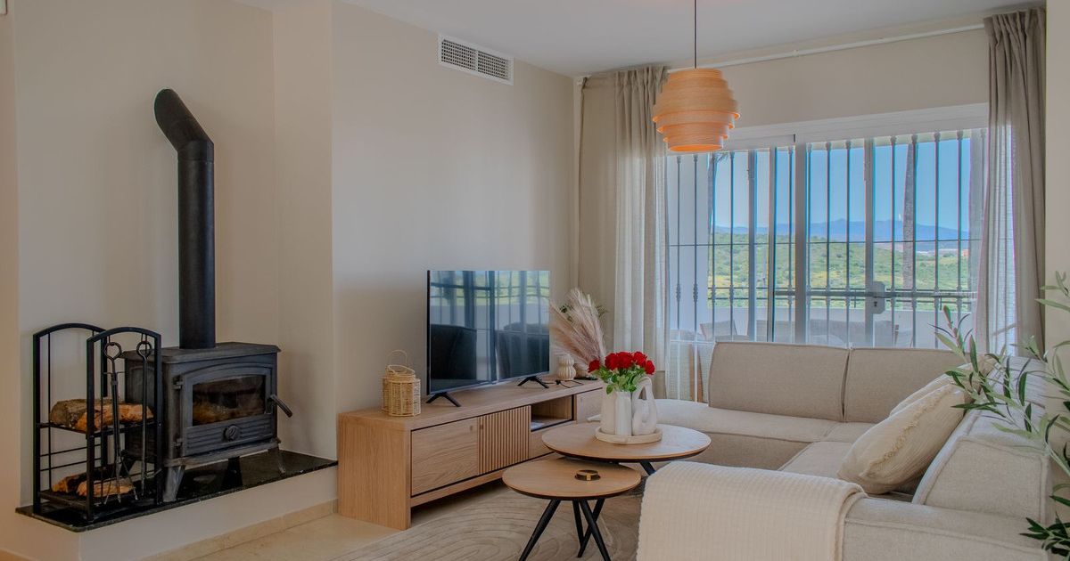 Wohnung in mittlerer Etage in Estepona, Estepona, 5/12