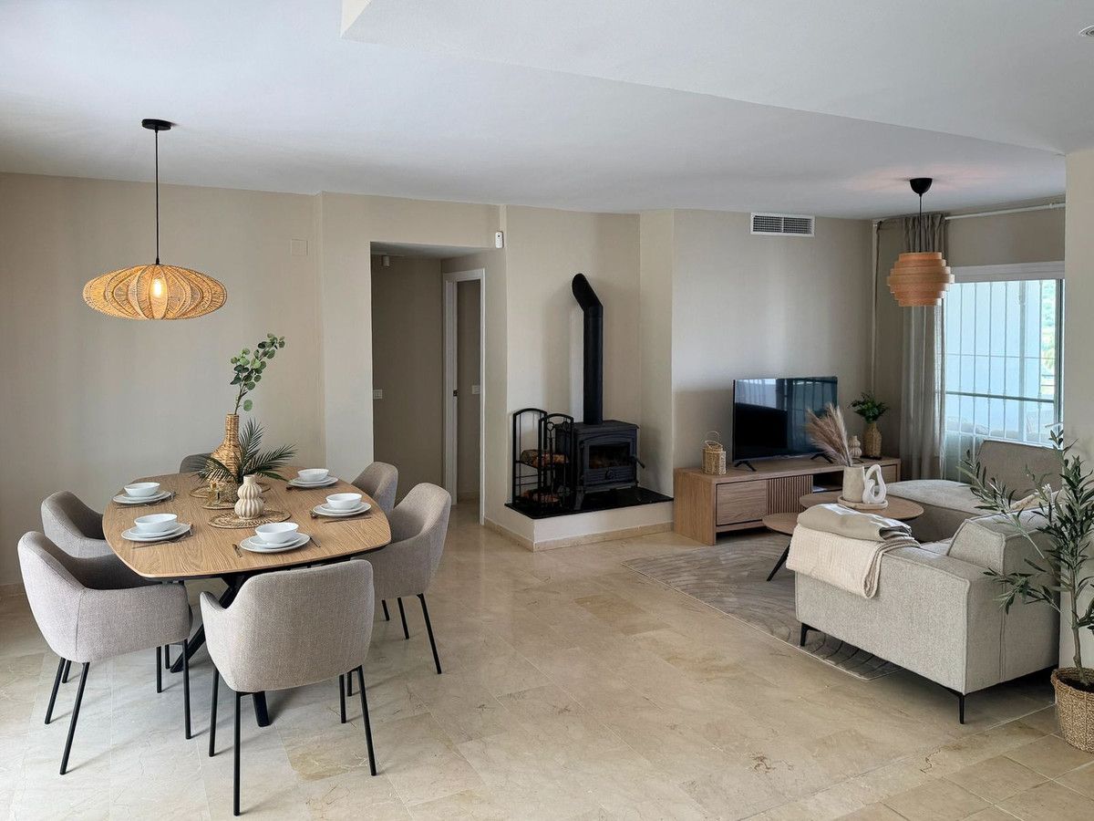 Wohnung in mittlerer Etage in Estepona, Estepona, 6/12