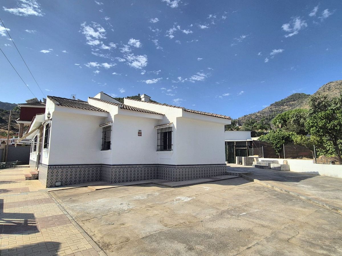 Chalet Independiente en Alhaurín de la Torre, Alhaurín de la Torre, 3/12