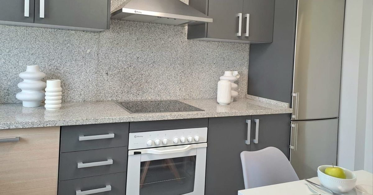 Middle Floor Apartment in Estepona, Estepona, 12/12