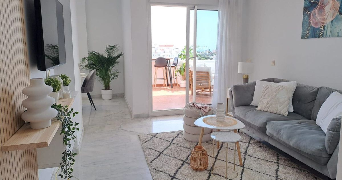 Middle Floor Apartment in Estepona, Estepona, 7/12