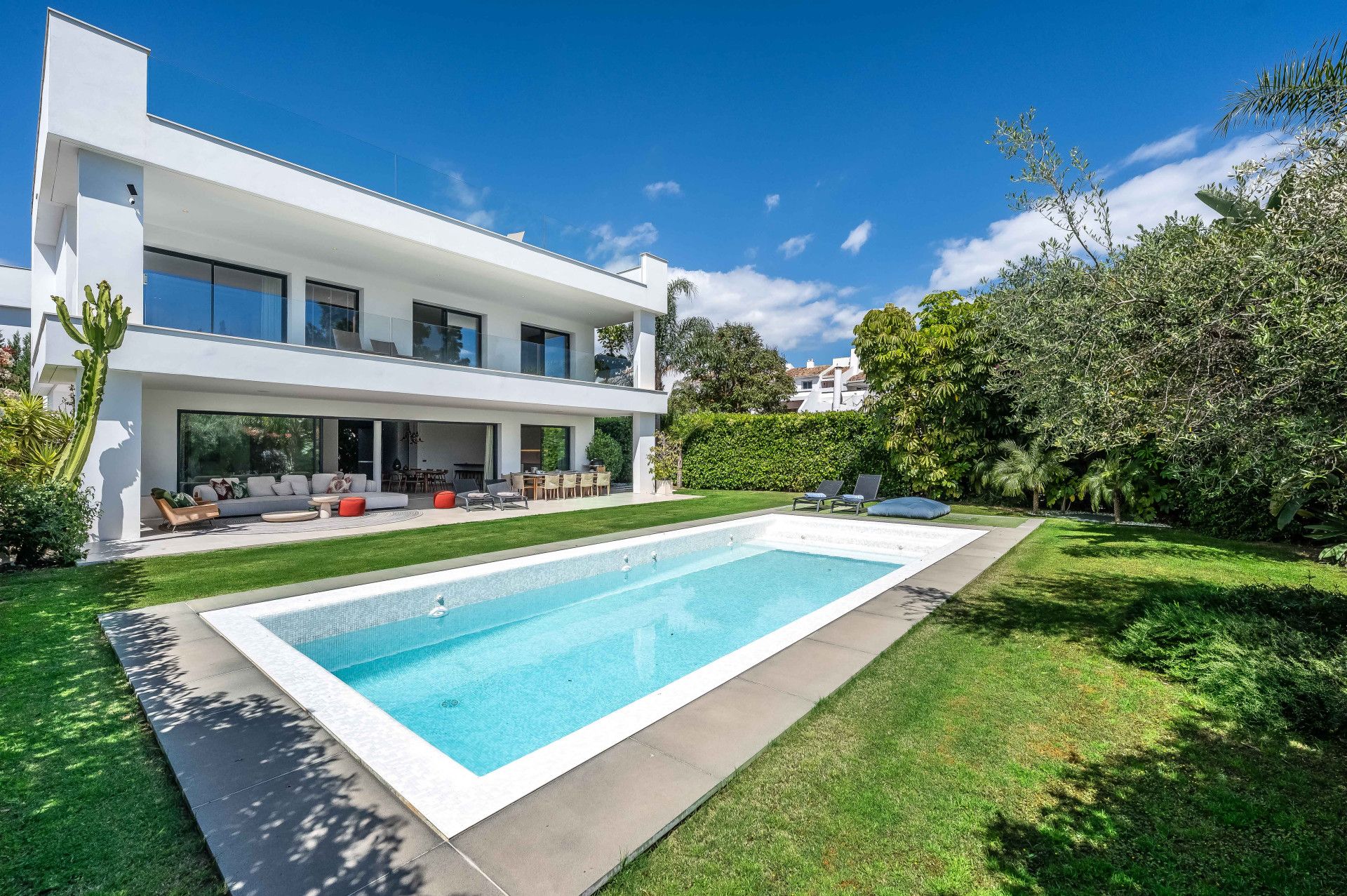 Villa in Nueva Andalucia, Nueva Andalucia, 1/12