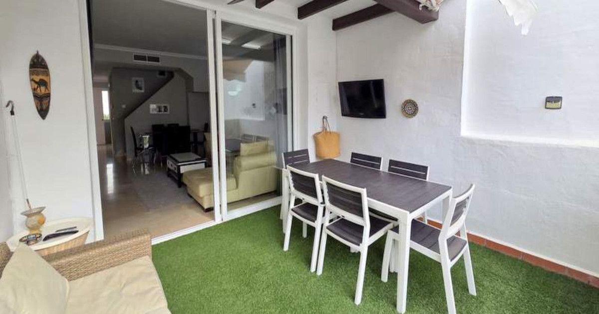 Penthouse Duplex in La Duquesa, La Duquesa, 9/12