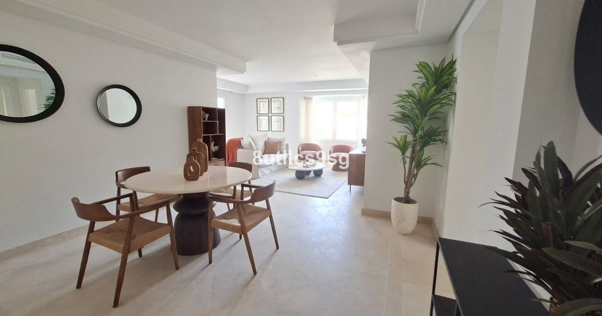 Middle Floor Apartment in Aloha, Aloha, 7/12
