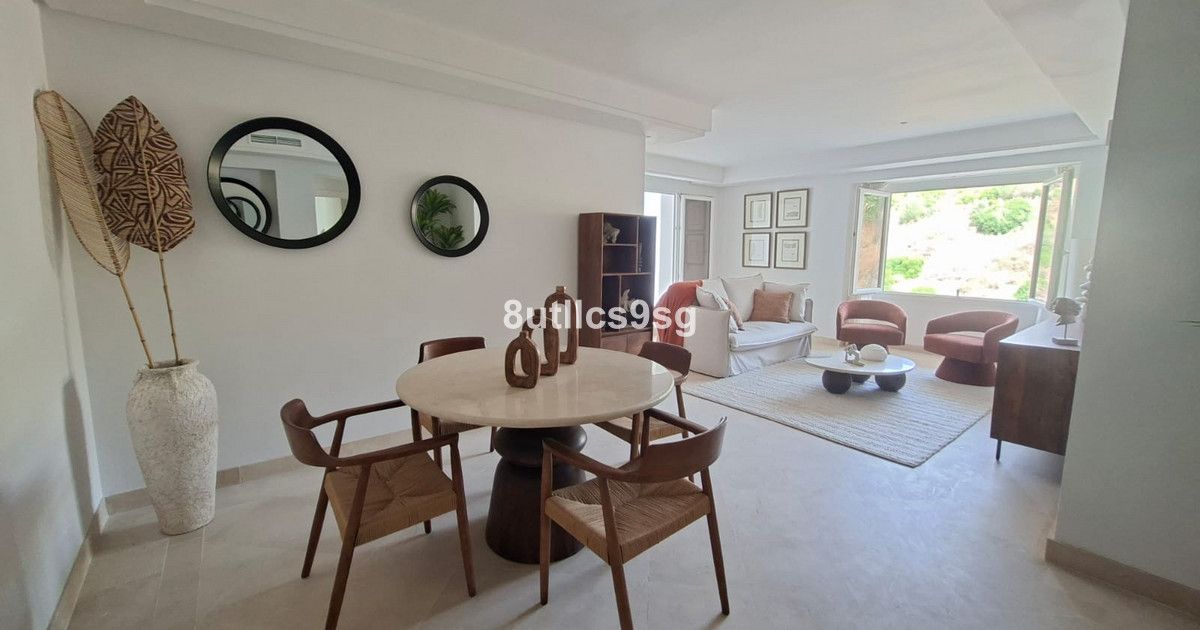 Middle Floor Apartment in Aloha, Aloha, 8/12