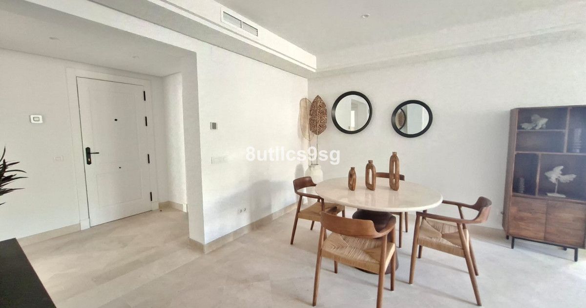 Middle Floor Apartment in Aloha, Aloha, 9/12