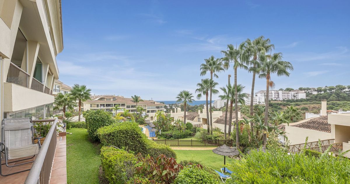 Middle Floor Apartment in Miraflores, Miraflores, 1/12