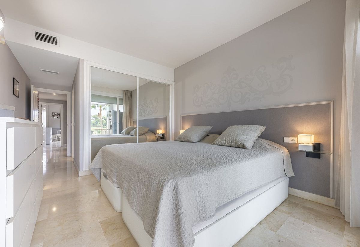 Middle Floor Apartment in Miraflores, Miraflores, 8/12