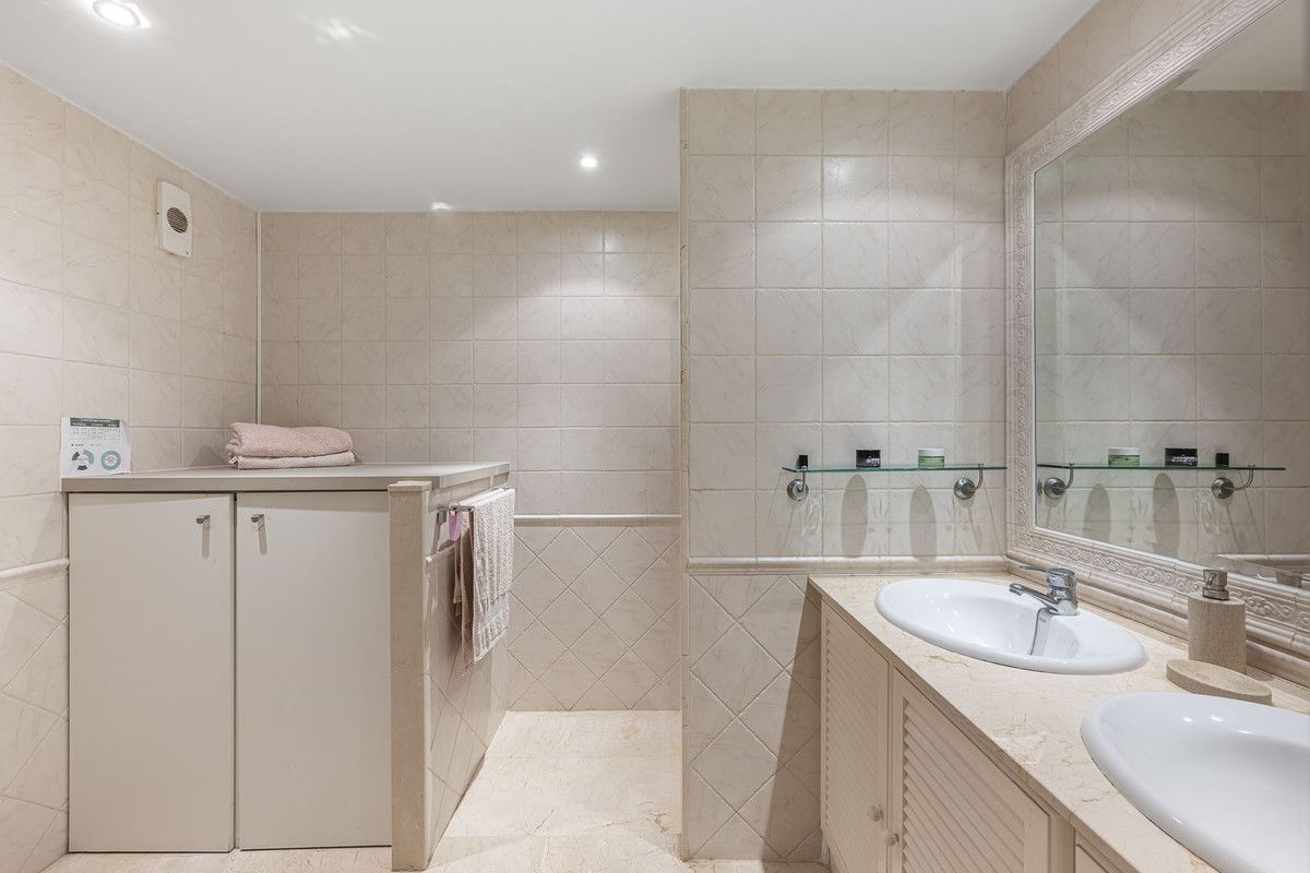 Middle Floor Apartment in Miraflores, Miraflores, 9/12