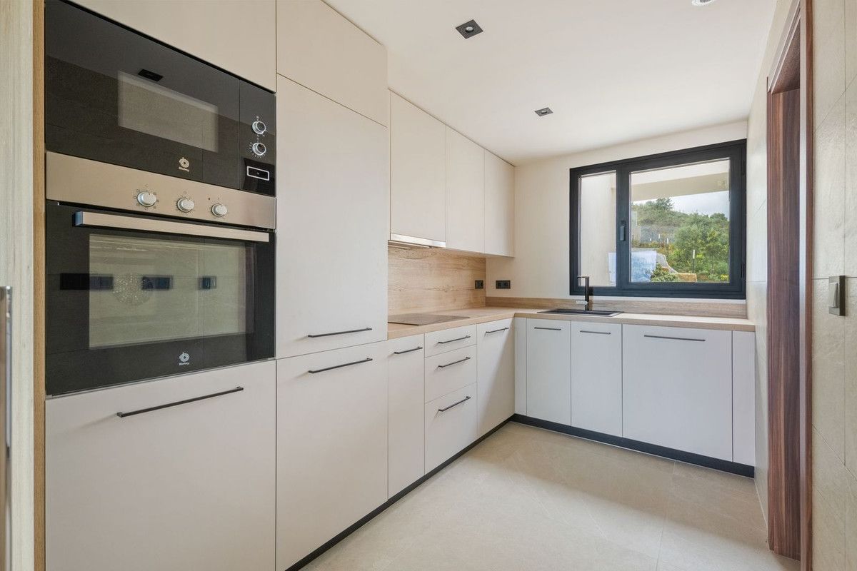 Apartamento en Planta Media en Nueva Andalucía, Nueva Andalucía, 11/12