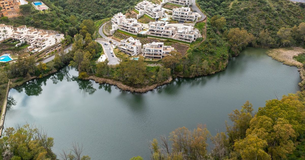 Apartamento en Planta Media en Nueva Andalucía, Nueva Andalucía, 3/12