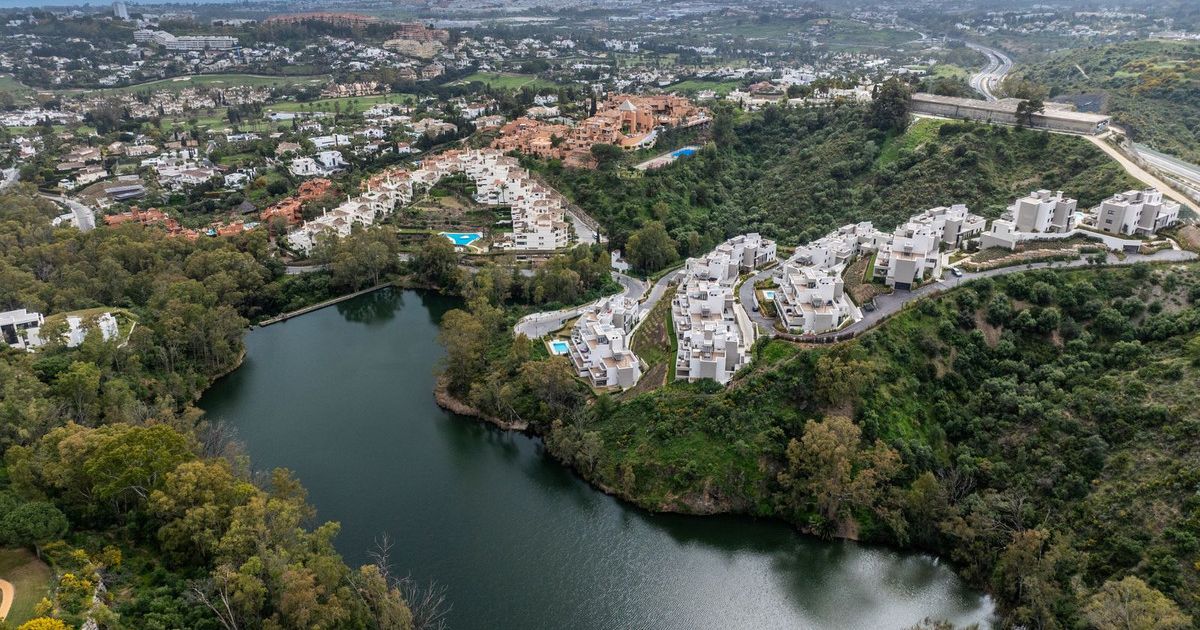Apartamento en Planta Media en Nueva Andalucía, Nueva Andalucía, 4/12