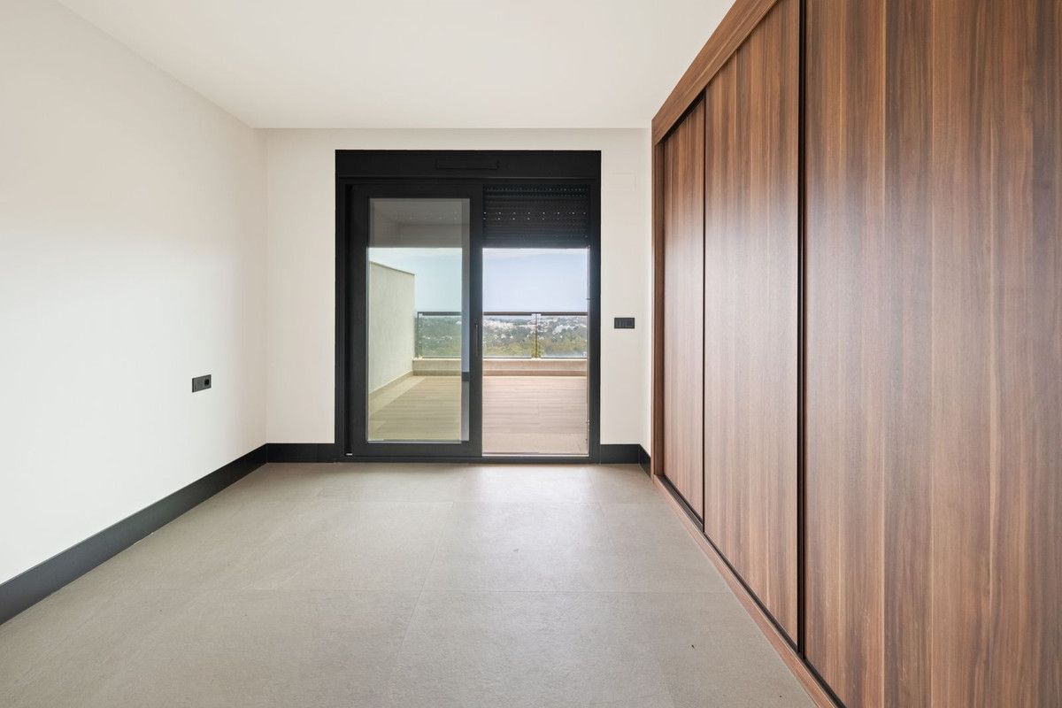 Apartamento en Planta Media en Nueva Andalucía, Nueva Andalucía, 6/12