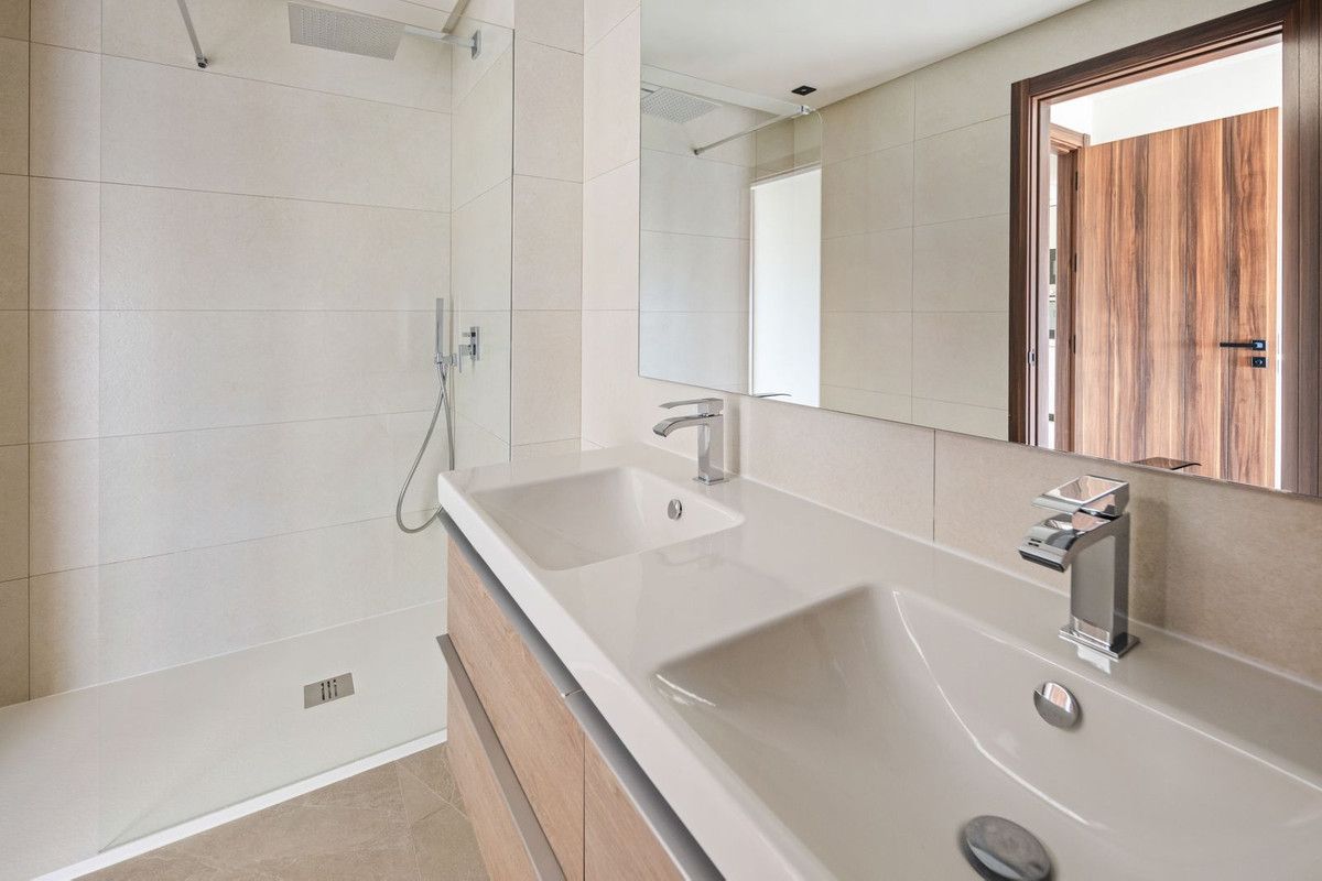 Apartamento en Planta Media en Nueva Andalucía, Nueva Andalucía, 9/12