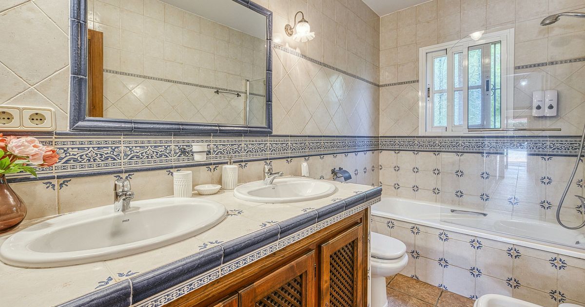 Villa en Marbella East, Ricmar, Marbella East, 10/12
