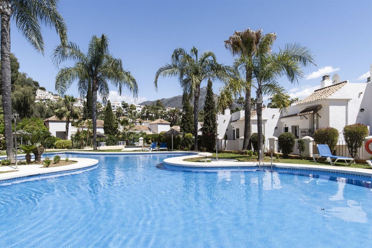 Appartement au dernier étage à Nueva Andalucía, Nueva Andalucía, 1/12