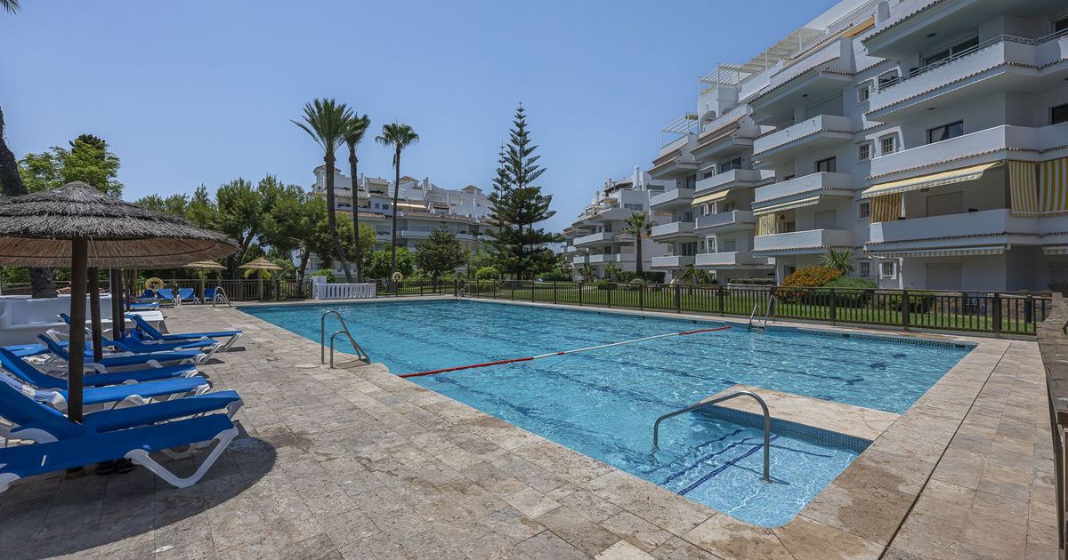 Parterowy apartament w Nueva Andalucía, Nueva Andalucía, 1/12