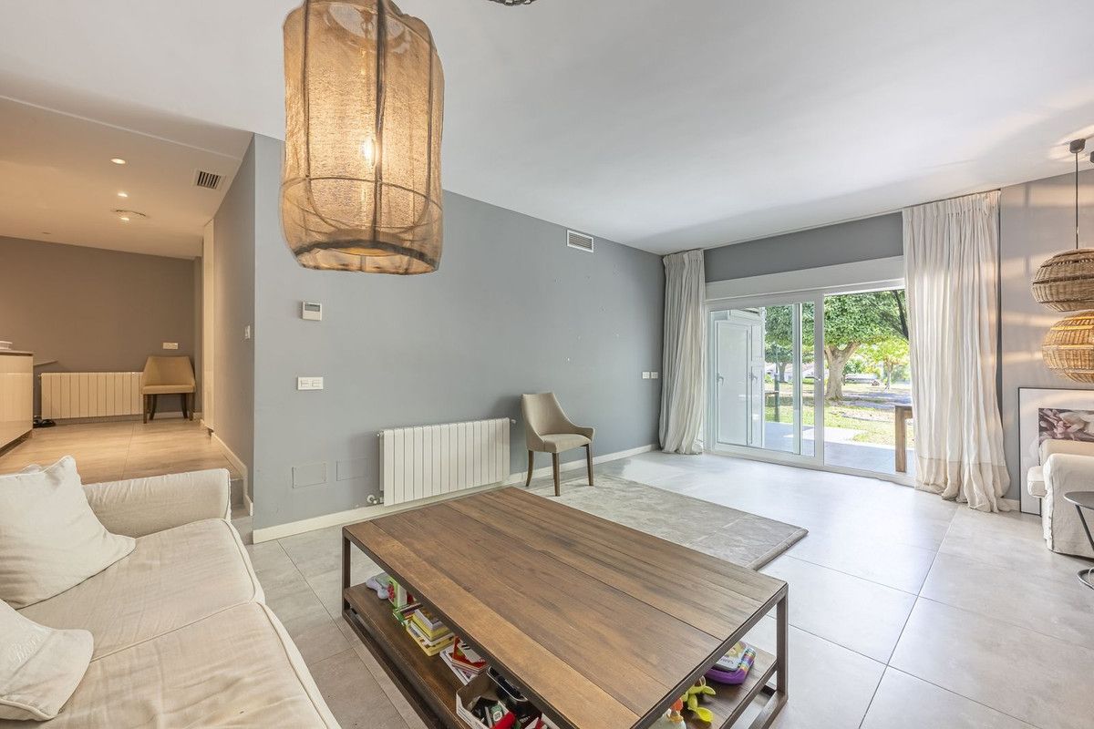 Parterowy apartament w Nueva Andalucía, Nueva Andalucía, 5/12