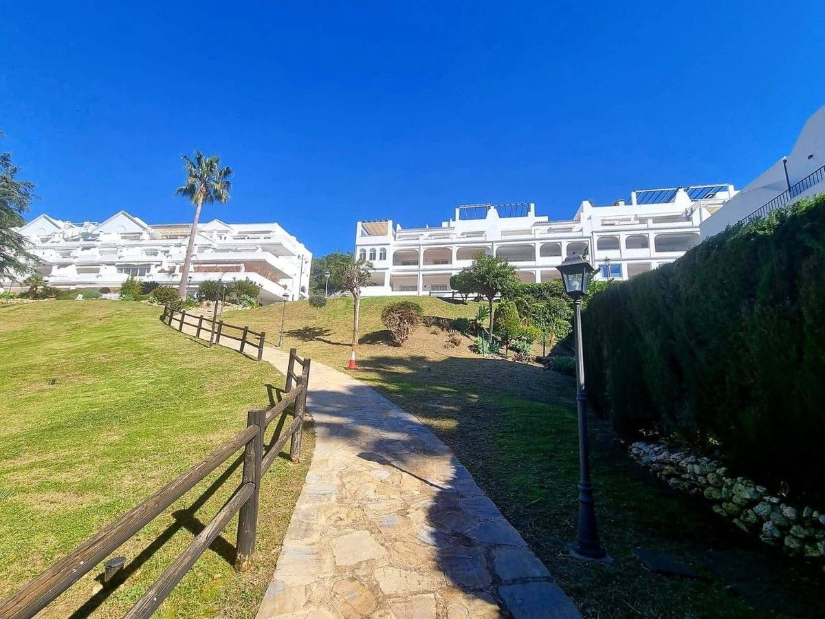 Apartamento en Planta Media en La Quinta, La Quinta, 1/12