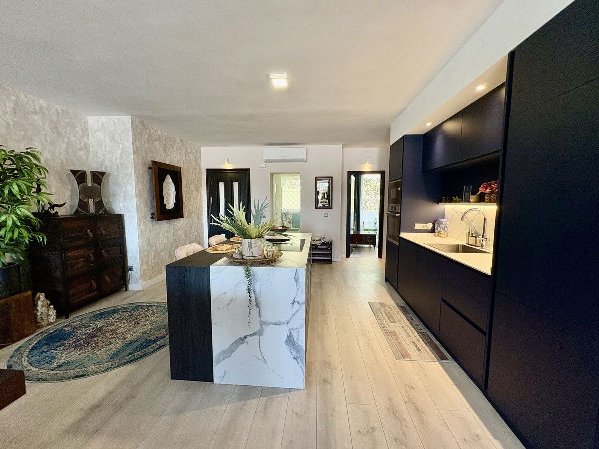 Apartamento en Planta Media en La Quinta, La Quinta, 8/12