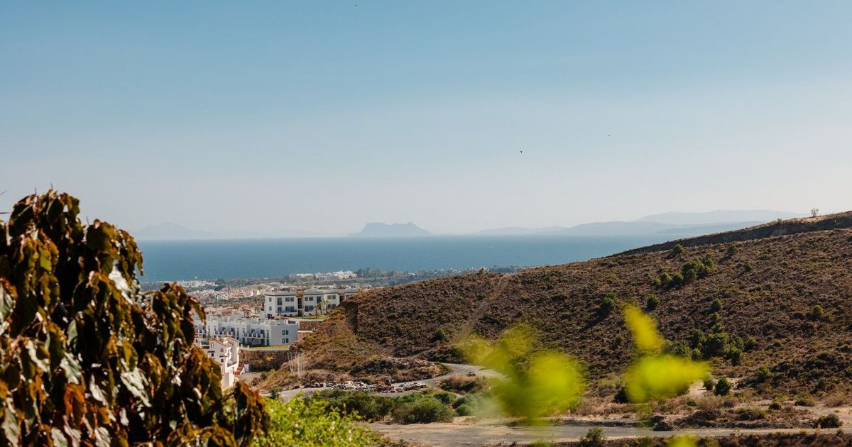 Apartamento en planta baja en Benahavís, Benahavís, 4/12