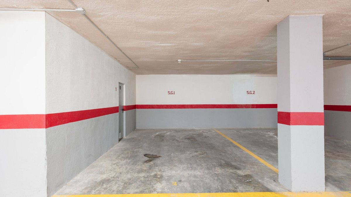 Apartamento en planta baja en Benahavís, Benahavís, 7/12