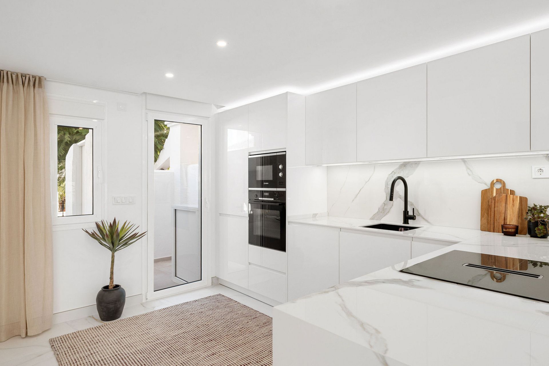 Town House en Nueva Andalucia, Los Naranjos de Marbella, Nueva Andalucia, 4/12
