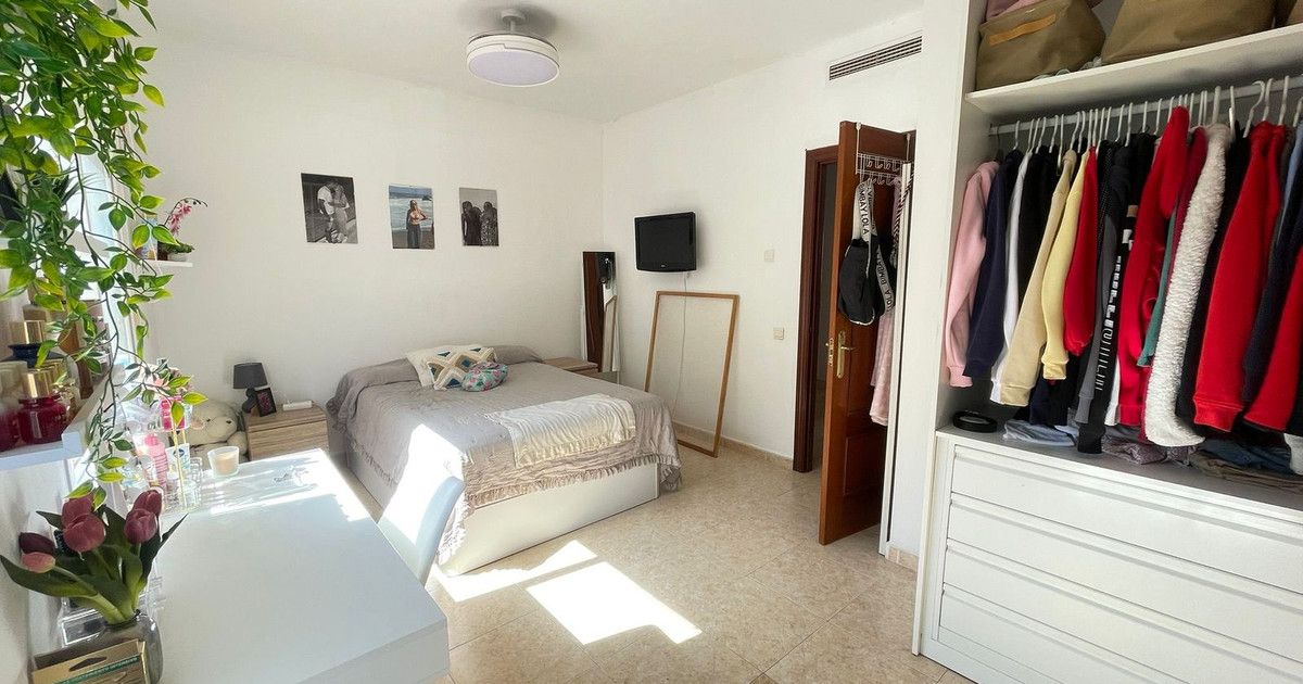 Radhus i Estepona, Estepona, 12/12