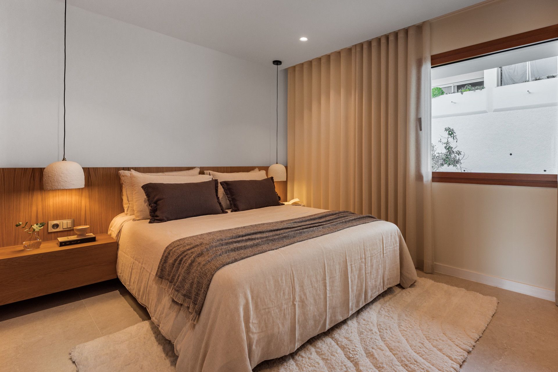 Town House en Nueva Andalucia, Altos de Aloha, Nueva Andalucia, 7/12