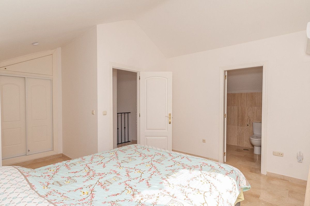 Penthouse in Elviria, Elviria, 12/12