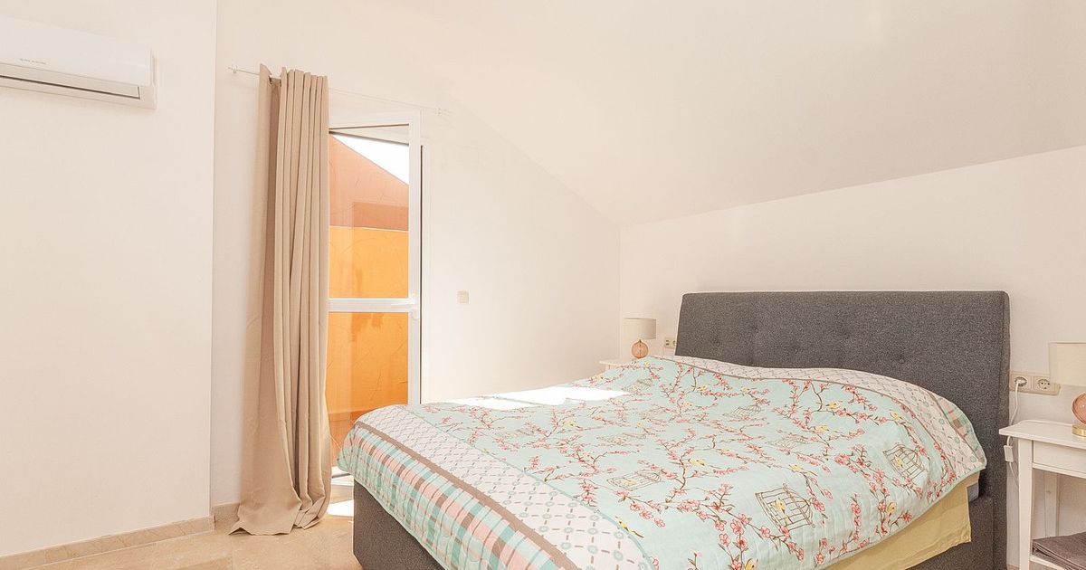 Penthouse in Elviria, Elviria, 4/12
