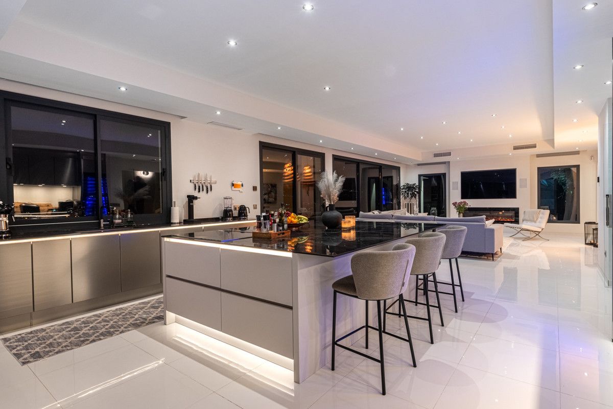 Detached Villa in La Cala Golf, La Cala Golf, 11/12