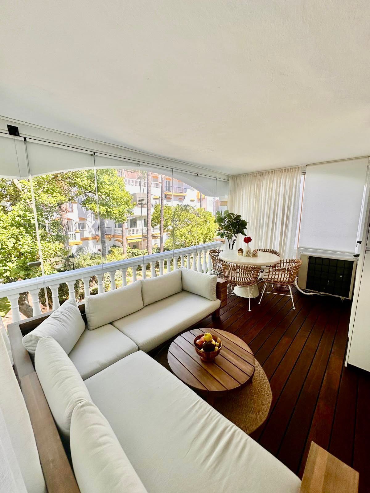 Appartement au premier étage à Nueva Andalucía, Nueva Andalucía, 2/12