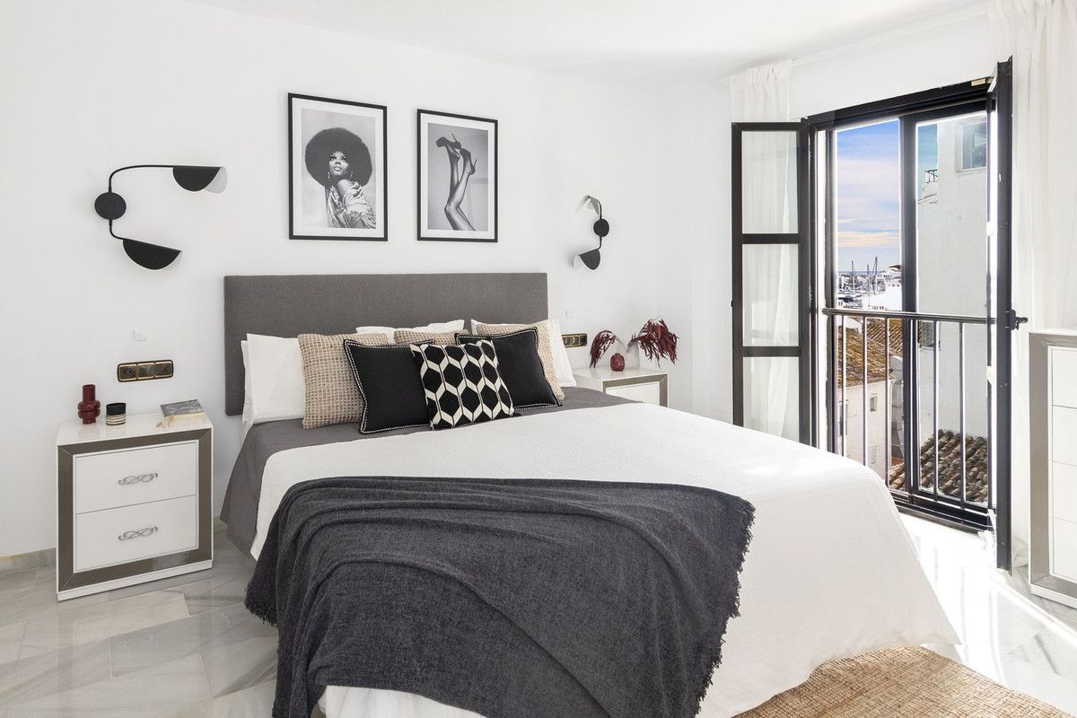 Apartment in mittlerer Etage in Puerto Banús, Puerto Banús, 2/12