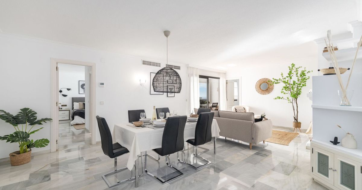 Apartment in mittlerer Etage in Puerto Banús, Puerto Banús, 4/12