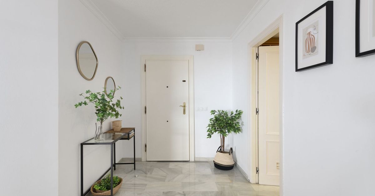 Apartment in mittlerer Etage in Puerto Banús, Puerto Banús, 8/12