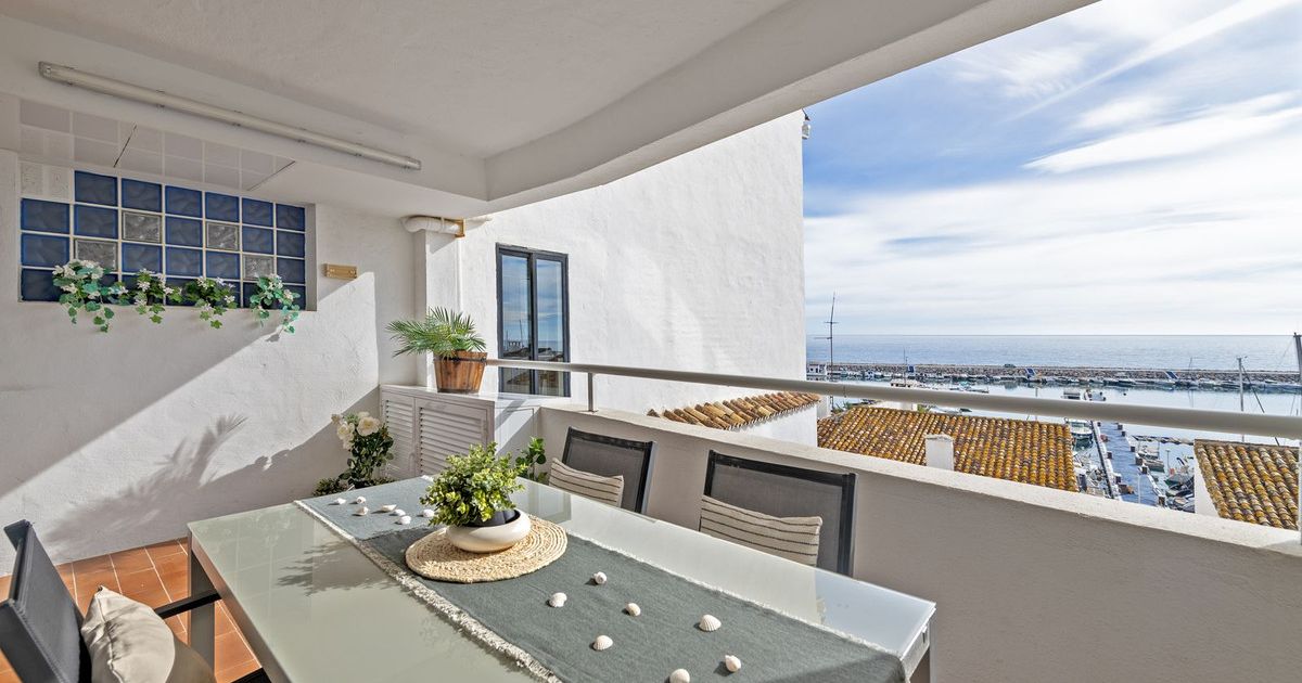 Apartment in mittlerer Etage in Puerto Banús, Puerto Banús, 10/12