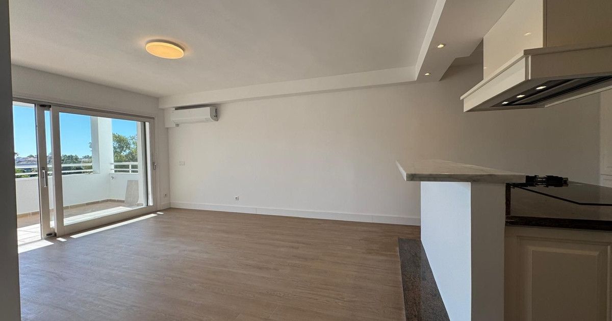 Квартира на среднем этаже в Atalaya, Atalaya, 3/12