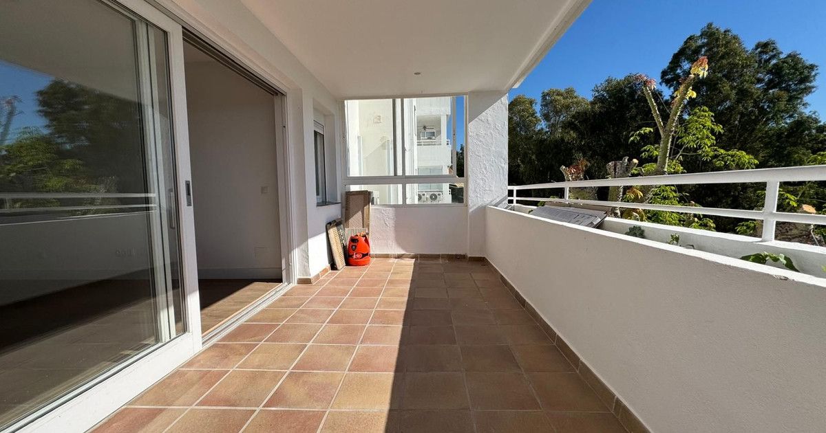 Квартира на среднем этаже в Atalaya, Atalaya, 4/12