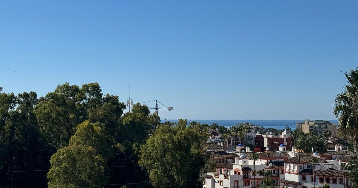 Квартира на среднем этаже в Atalaya, Atalaya, 5/12