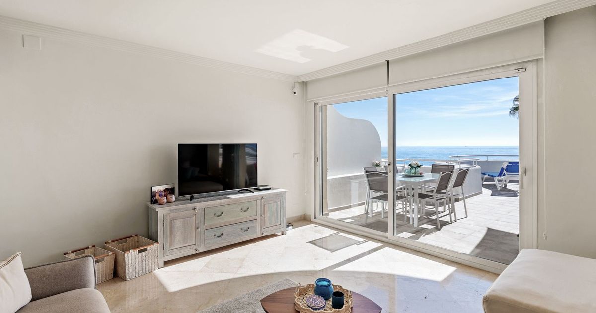 Apartamento en Planta Baja en Estepona, Estepona, 11/12