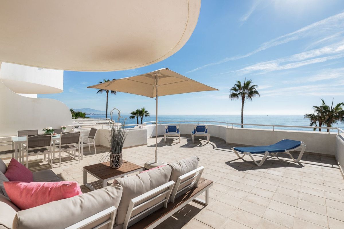 Apartamento en Planta Baja en Estepona, Estepona, 5/12