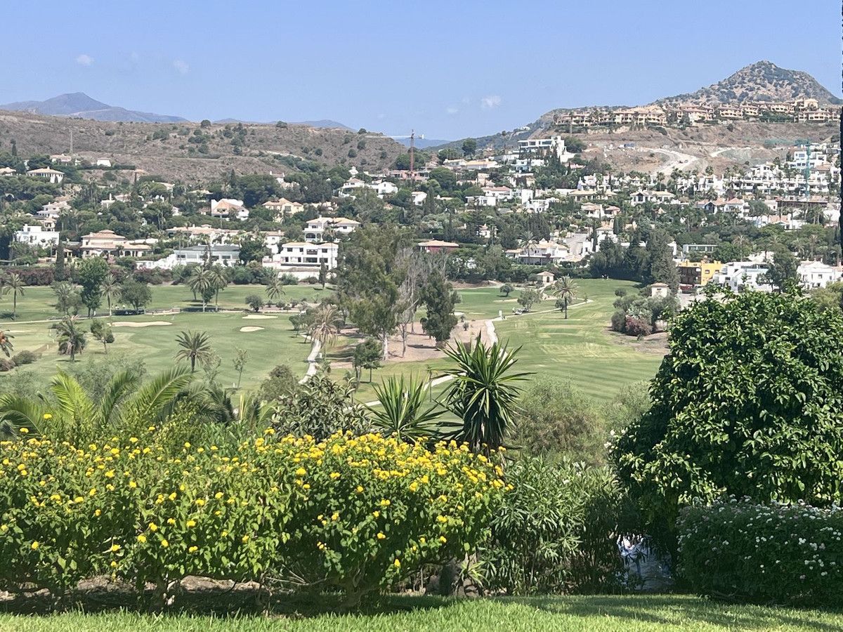 Townhouse in El Paraiso, El Paraiso, 2/12