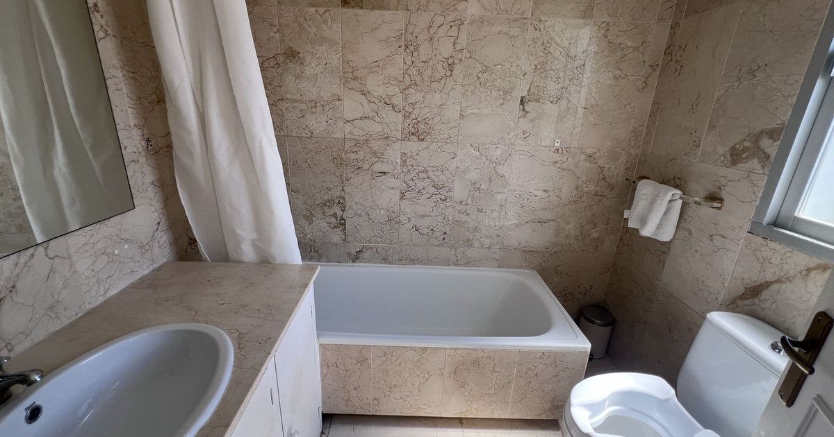 Townhouse in El Paraiso, El Paraiso, 11/12